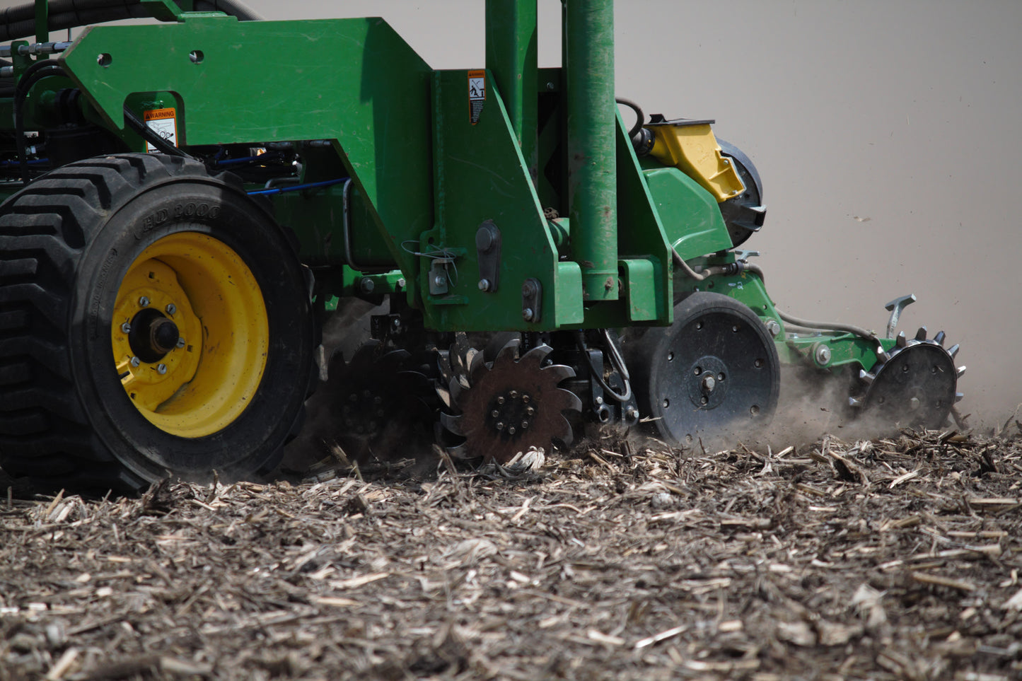 YETTER 2940 AIR ADJUST ROW CLEANER
