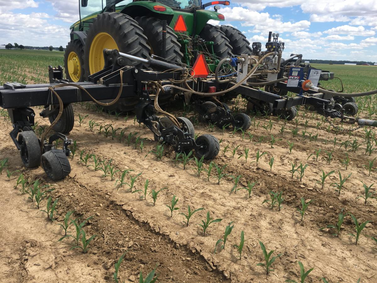 YETTER 10,000 MAGNUM